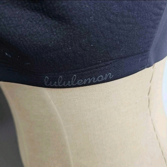 lululemon athletica Black Women's Bra - Picture 2 of 5